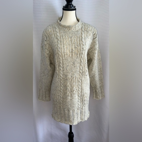 Women’s Vintage Maison Kanamos Fashion long knit oatmeal sweater sz medium - Picture 1 of 15